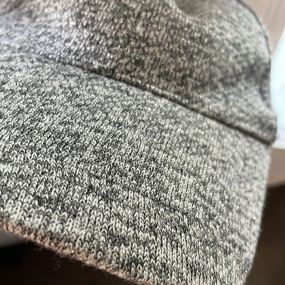 David and Young Heather Gray sparkly Knit Hat - Picture 5 of 5
